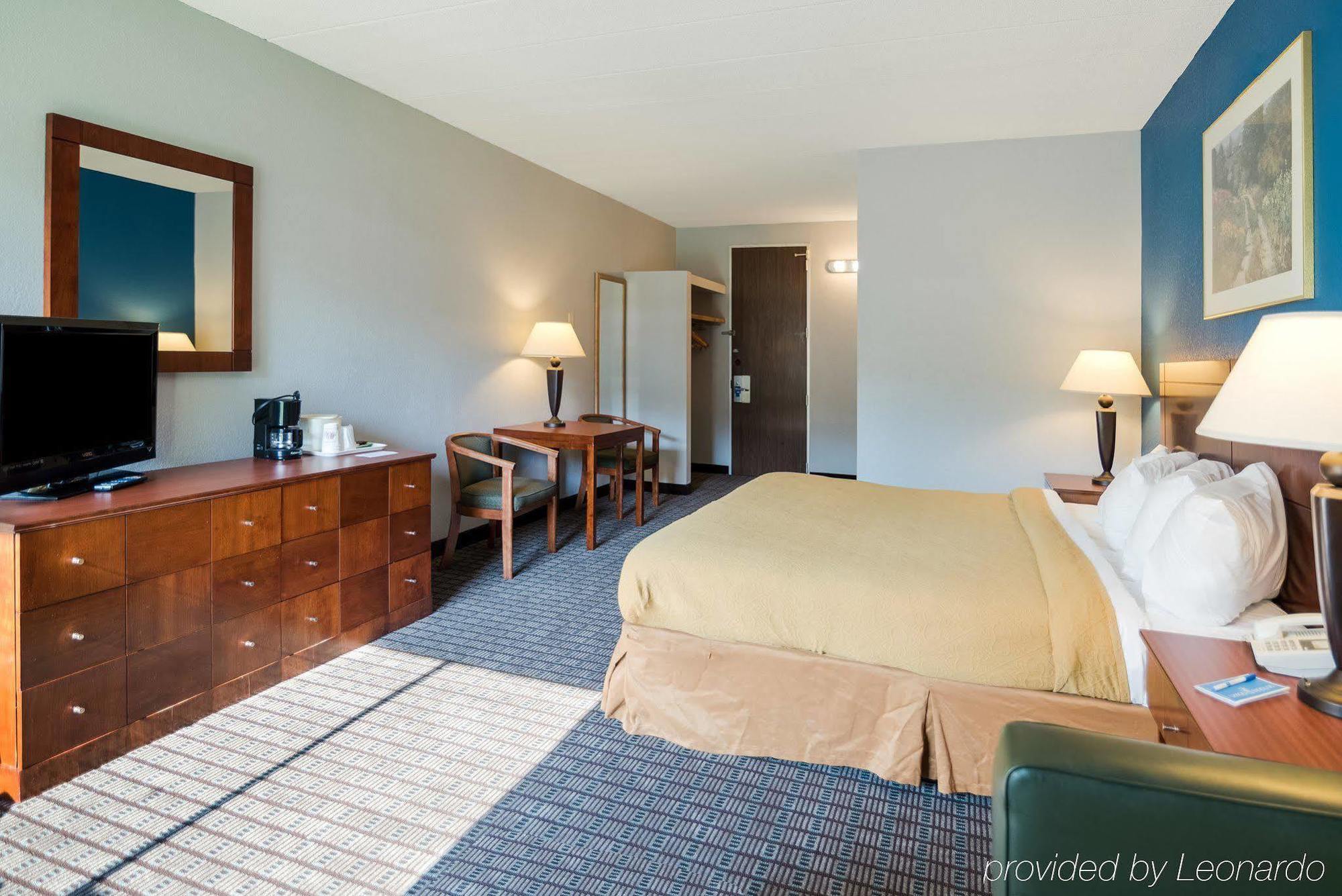 Rodeway Inn Greenfield Luaran gambar